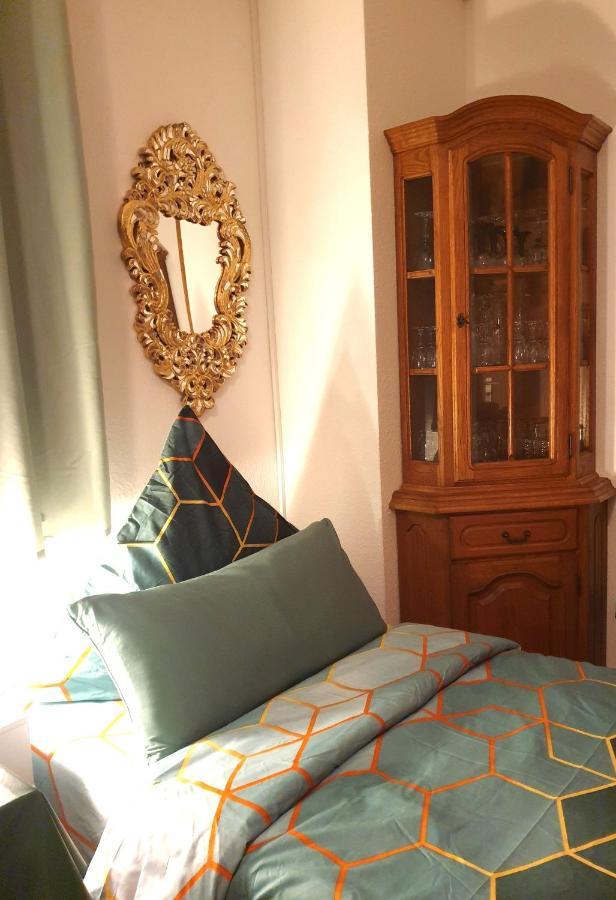 Zimmer Hohbuch Mit Achalmblick Reutlingen Ngoại thất bức ảnh