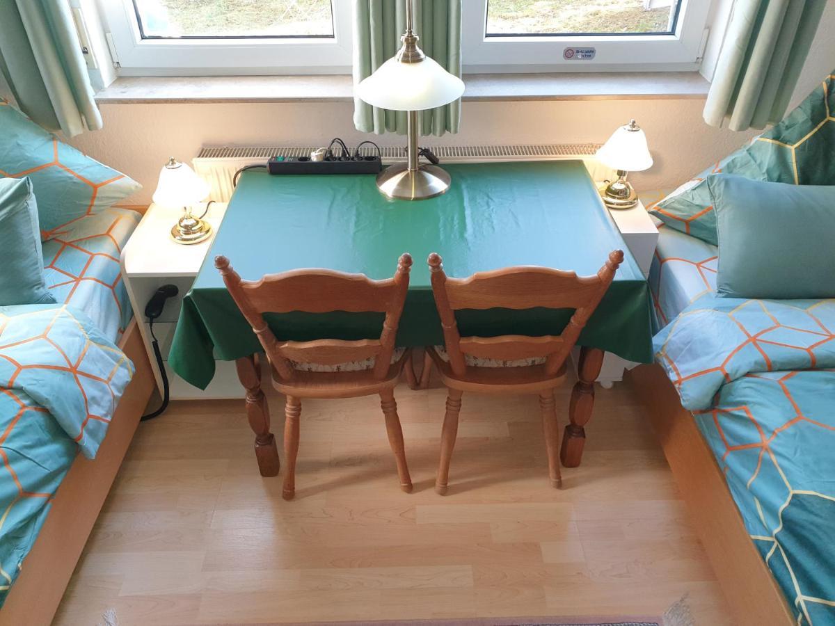 Zimmer Hohbuch Mit Achalmblick Reutlingen Ngoại thất bức ảnh