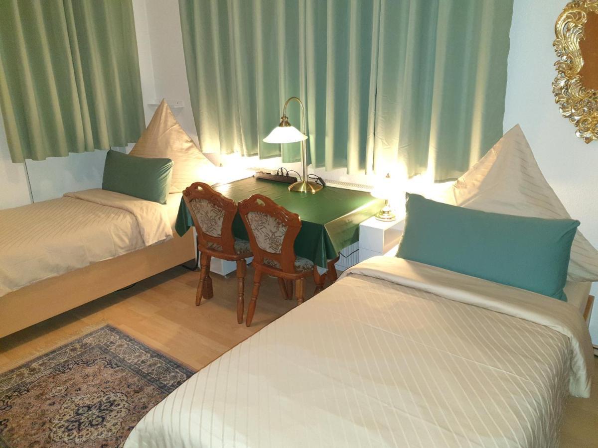 Zimmer Hohbuch Mit Achalmblick Reutlingen Ngoại thất bức ảnh